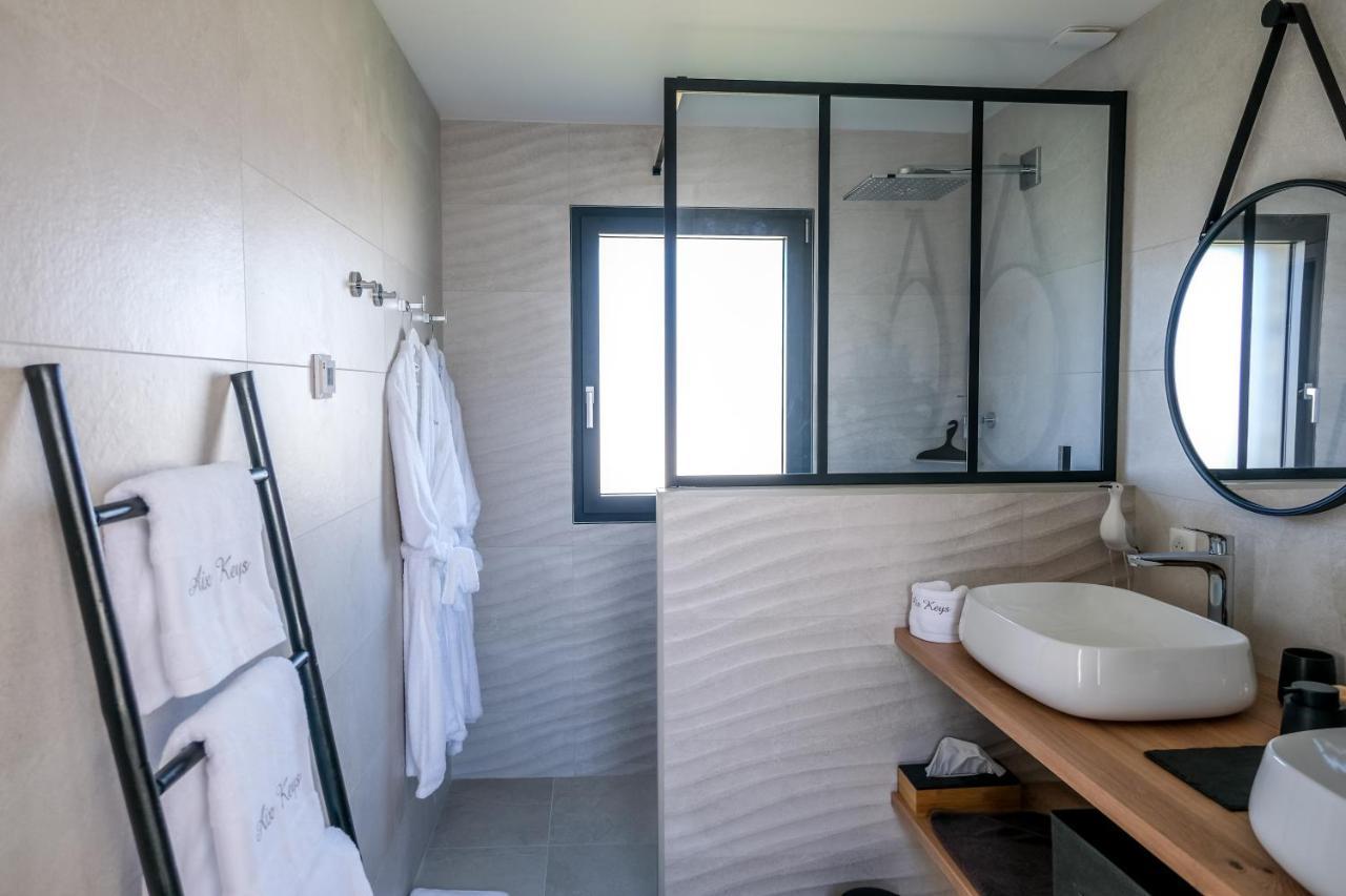 Suites By Aix Keys Avec Jacuzzi Privatif 5 Min Des Plages Fouras Saint-Laurent-de-la-Pree Екстер'єр фото