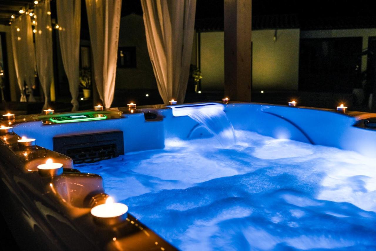 Suites By Aix Keys Avec Jacuzzi Privatif 5 Min Des Plages Fouras Saint-Laurent-de-la-Pree Екстер'єр фото