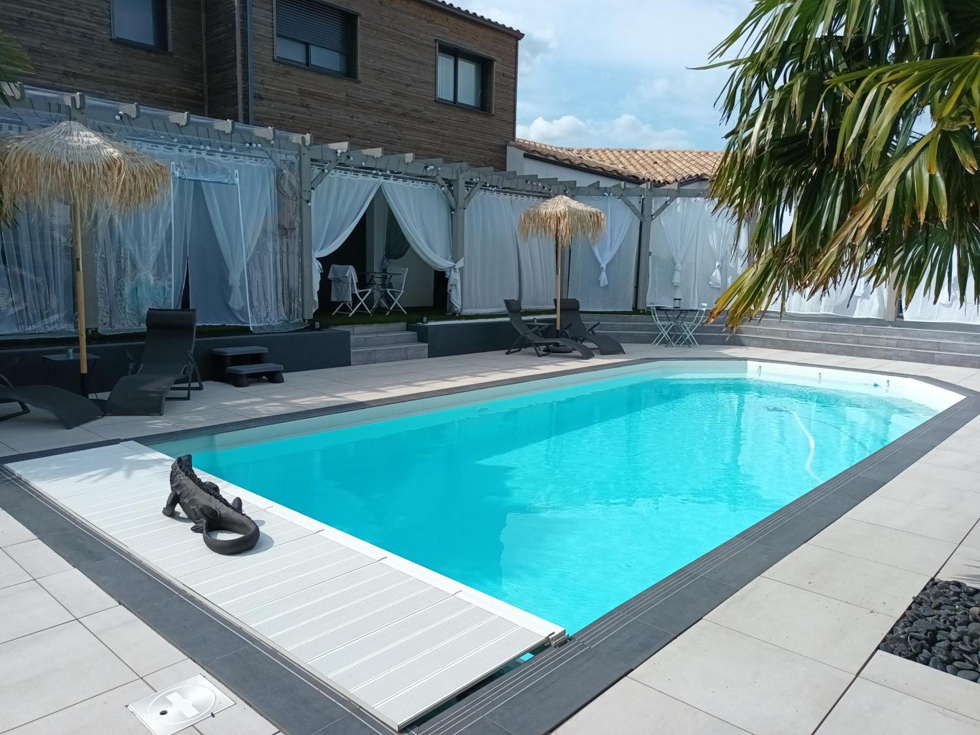 Suites By Aix Keys Avec Jacuzzi Privatif 5 Min Des Plages Fouras Saint-Laurent-de-la-Pree Екстер'єр фото